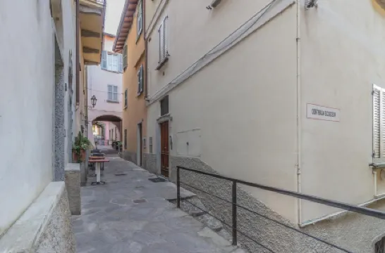 Casa Camelia Varenna Отели рядом с достопримечательностью «Villa Monastero»