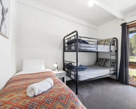 Halls Haven Holiday Units Hotels in Halls Gap