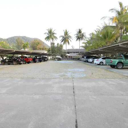 Southern Lanta Resort