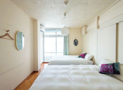 パイナップル ホテル