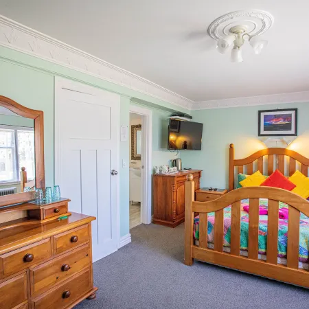 Richmond Guest House Отели рядом с достопримечательностью «Гора виктория»