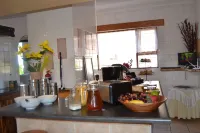 Dolphin View Guesthouse - breakfast