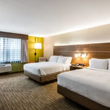 Holiday Inn Express & Suites CAMARILLO by IHG