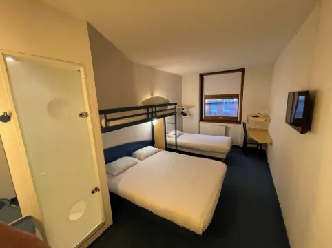 키리야드 디렉트 몽토방 상트르 몽토방 호텔