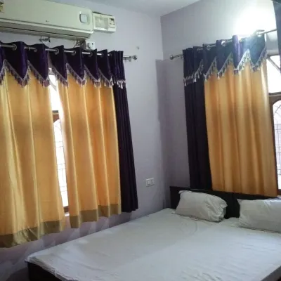 Srishti Shelter Các khách sạn gần Công viên Sarnath