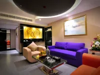 Frsan Palace Hotel Hotels near Hoora