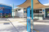 Nrma Bowen Beachfront Holiday Park - parking