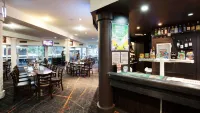 Vale Hotel - bar