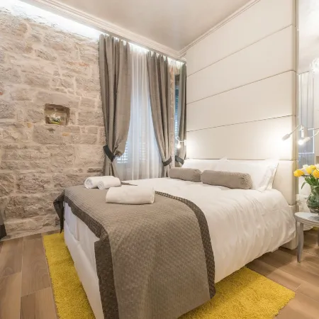 Zara Palace - Design Rooms