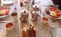 The White House Guest House Hotel di Clifton