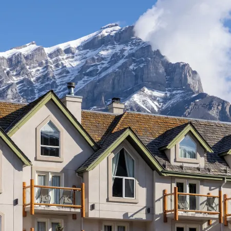 The Rundlestone Lodge