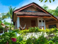 Quo Vadis Dive Resort Hotels in Moalboal