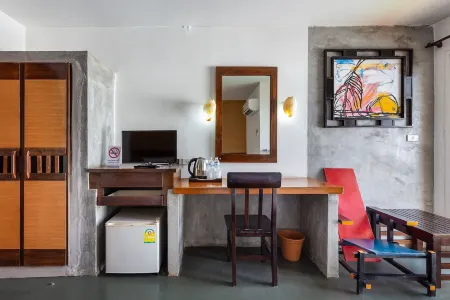 PP Insula Отели рядом с достопримечательностью «Пхи-Пхи-Дон»