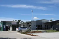 Dooley's Tavern & Motel Springsure Отели в г. Спринг