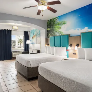 La Copa Inn Beach Hotel