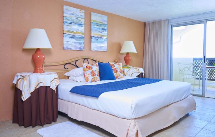 Tropical Sunset Beach Apartment Hotel