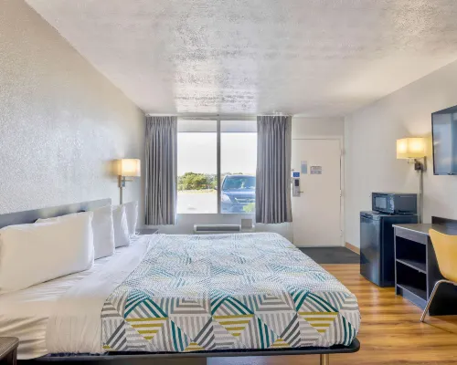 Studio 6 Mount Jackson, VA - Shenandoah Hotels in Shenandoah County