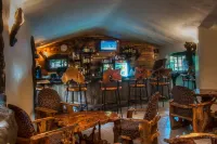 Poa Place Resort & Hotel - Where Nature Meets Comfort - bar