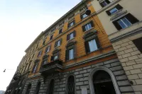 Luxury on the River Hotel a 