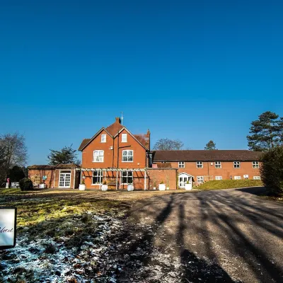 Gray Manor Hotel Hotels near Stonehenge