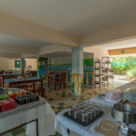 TreeHouse Blue Hotel & Serviced Apartments