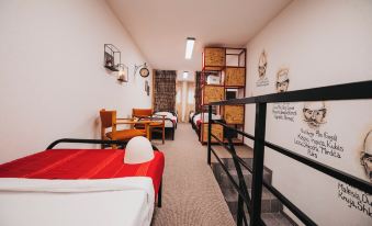Plis Room - Old Bazaar