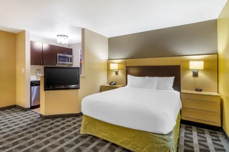 MainStay Suites Houston NASA-Clear Lake Отели рядом с достопримечательностью «Космический центр в Хьюстоне»