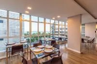 โรงแรมคอสตามาร์พอนตาเวร์เด