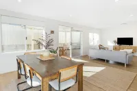 Barrys Holiday Home Your Perfect Holiday Retreat Hotels in Dunsborough