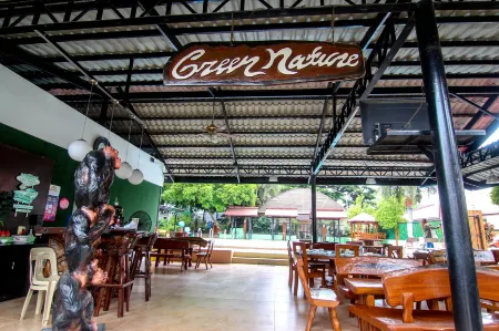 Quezon Premier Hotel Lucena