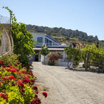 Goknar Knidos Adults Only Eco Retreat and Farm Ξενοδοχεία κοντά στο αξιοθέατο Palamutbükü Plajı