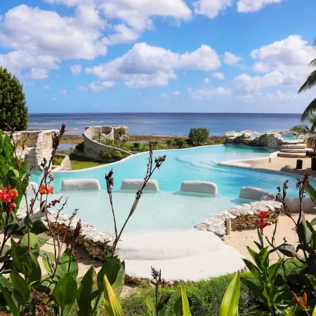 Tanna Evergreen Resort & Tours