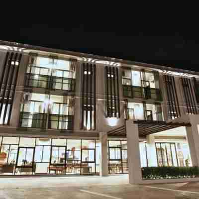 펜 타 허그 호텔 Hotel Exterior