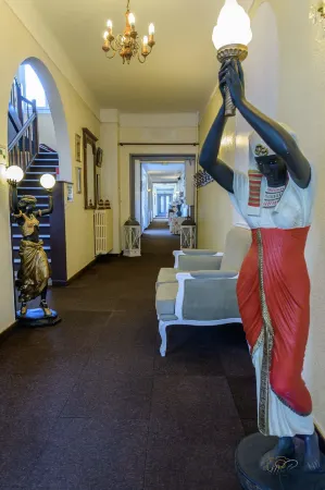 Hôtel de la Cloche Отели в г. Витри-ле-Франсуа