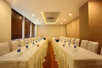 Starlit Suites Kochi Hotels in Tripunittura