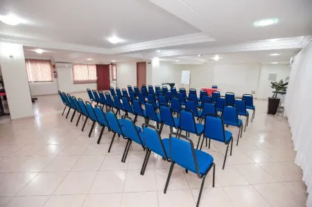 Hotel Dom Baroni Отели в г. Гуарапуава