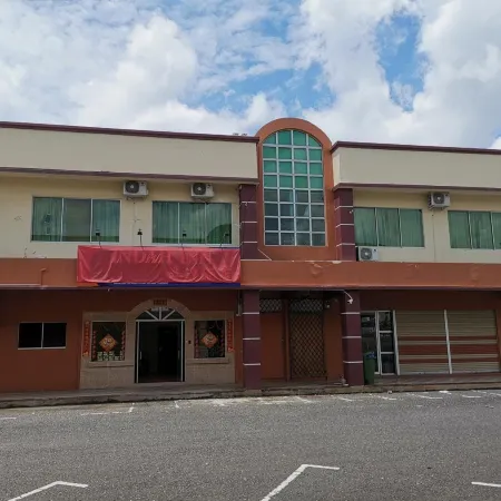 Indah Inn