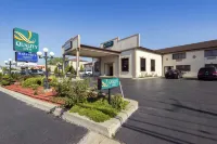 Quality Inn - Niagara Falls Blvd Hotels in Niagara Falls