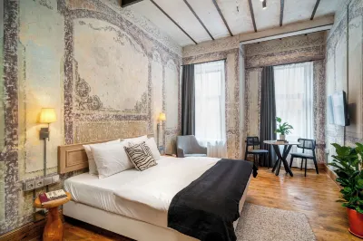 Urban Quarters - Büklü HAN Hotels in Karakoy
