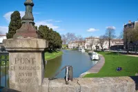 Le Bristol Gites Urbains Hotel a Pennautier
