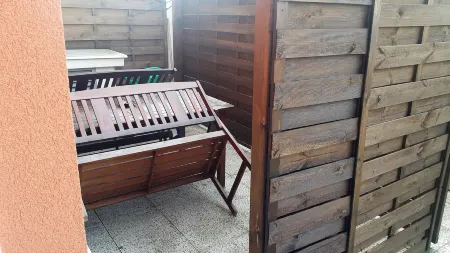 Bastien Studio Near Airport Отели в г. Karlstejn