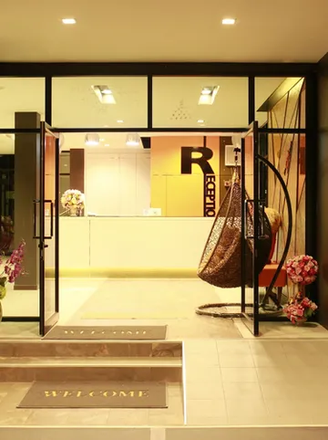 รูปภาพของเดอะ สิริ เพลส