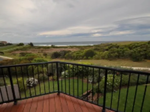 Beachfront Apartments Hotels in Narooma