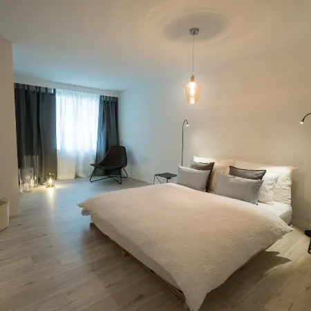 Paradeplatz Apartment by Airhome