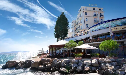 Hotel Savoy