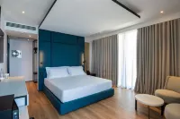 Mango Luxury Resorts - parking