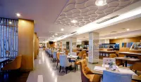 Emersia Hotel and Resort - Frühstück