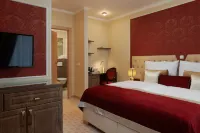 Honour and Grace Hotel Hotels in Ostrov