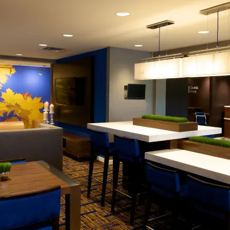 Country Inn & Suites by Radisson, Columbus-Edinburgh