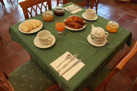 Hotel Portici Отели в г. Монтальдо-ди-Мондови